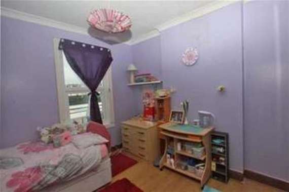 4 Bedroom Terraced