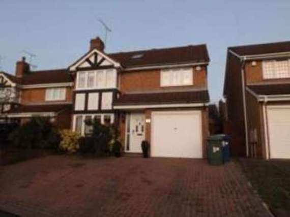 6 Bedroom Detached