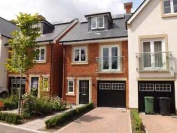 3 Bedroom End of Ter...