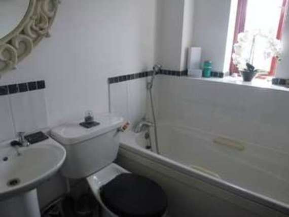 2 Bedroom Terraced