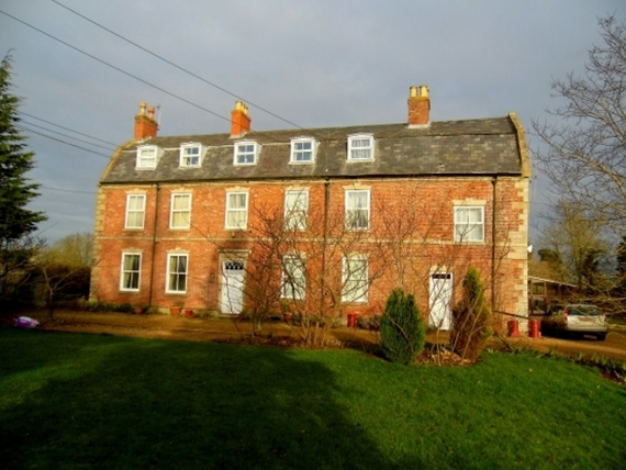 8&nbsp;Bedroom&nbsp;Detached