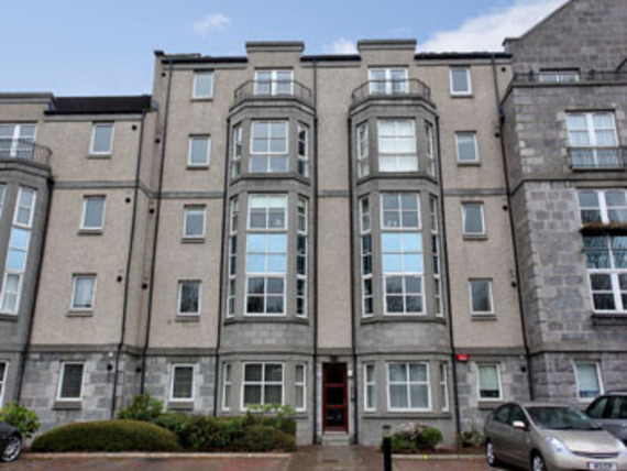 2 Bedroom Flat