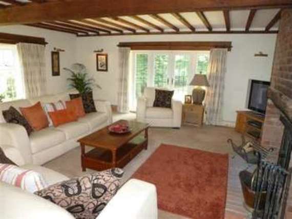 5 Bedroom Detached