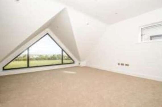 5 Bedroom Detached