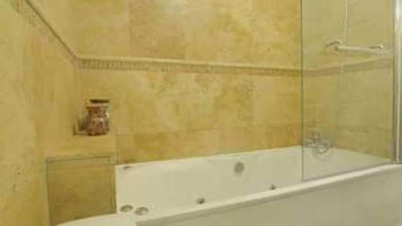 2 Bedroom Flat