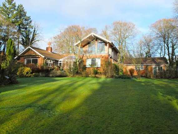 5&nbsp;Bedroom&nbsp;Detached