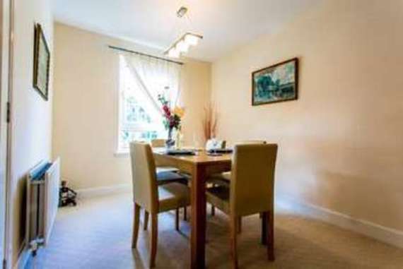 2 Bedroom Flat
