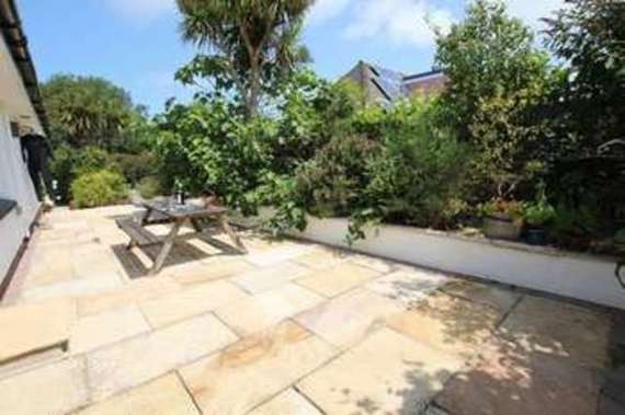 5 Bedroom Detached