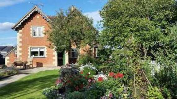 3 Bedroom Semi-Detac...