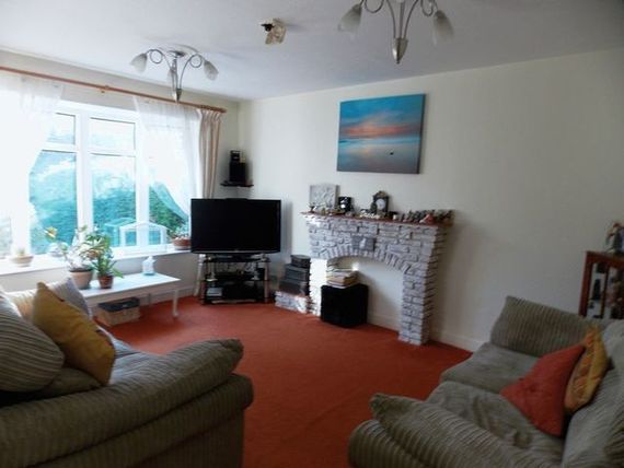 3 Bedroom Semi-Detac...
