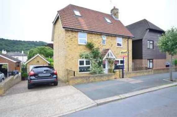 5&nbsp;Bedroom&nbsp;Detached