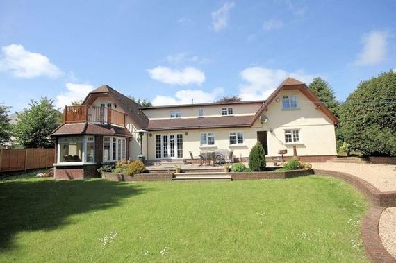 5 Bedroom Detached