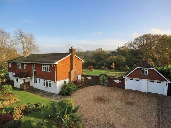 5 Bedroom Detached
