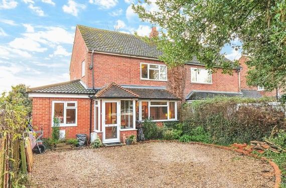 3 Bedroom Semi-Detac...