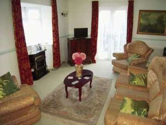 5&nbsp;Bedroom&nbsp;Detached