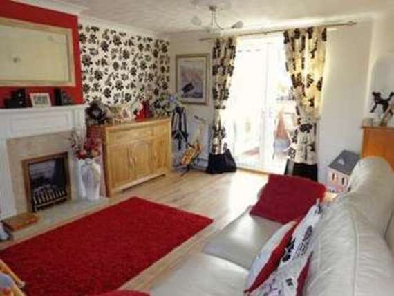 3 Bedroom Semi-Detac...