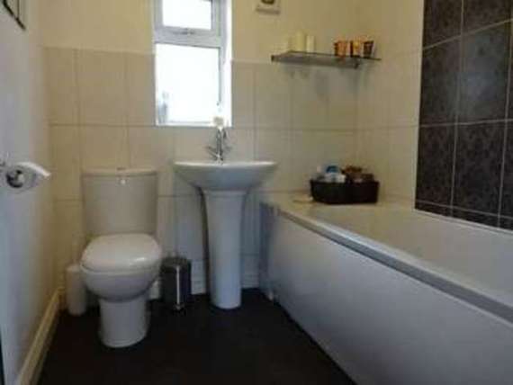 3 Bedroom Semi-Detac...