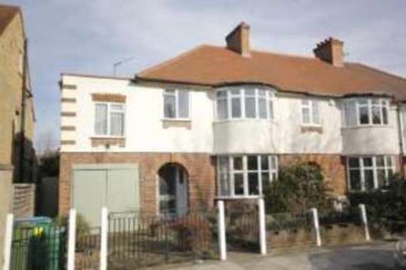 4 Bedroom End of Ter...