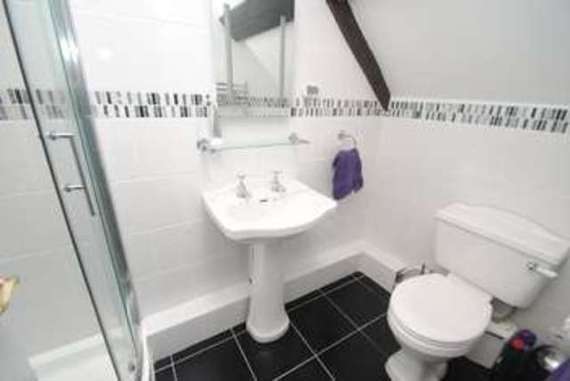 3 Bedroom Semi-Detac...