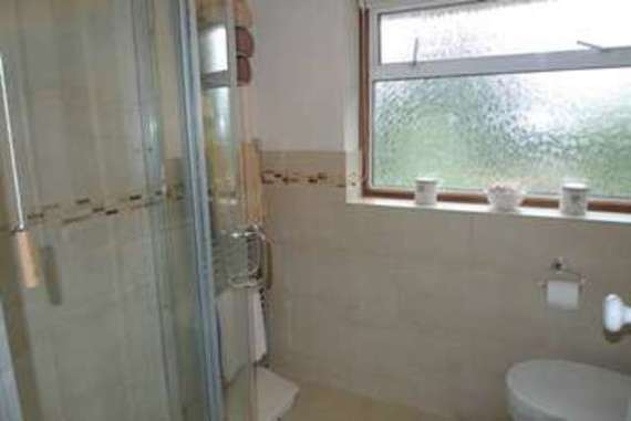 4 Bedroom Semi-Detac...