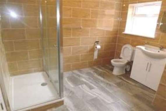 5&nbsp;Bedroom&nbsp;Detached