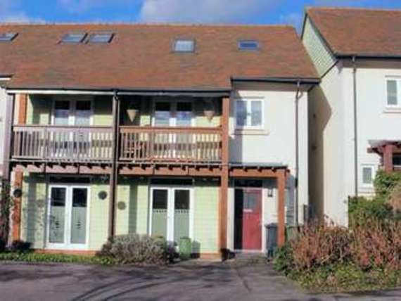 4&nbsp;Bedroom&nbsp;Semi-Detac...