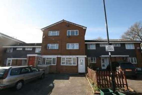 4 Bedroom Terraced