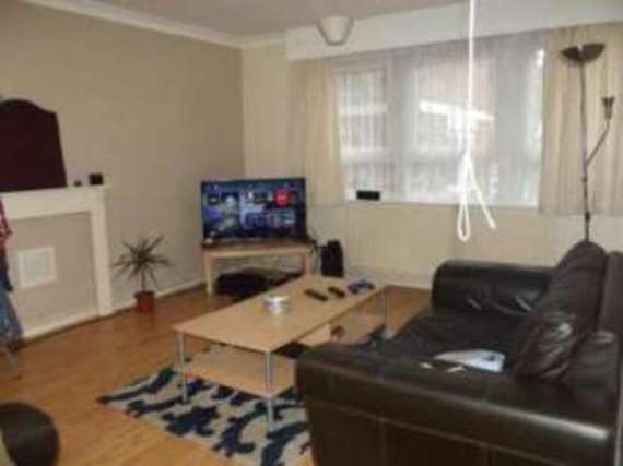 2 Bedroom Flat