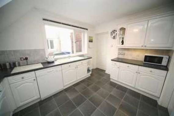 3 Bedroom Semi-Detac...