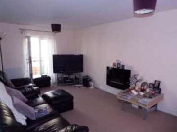 5 Bedroom Semi-Detac...