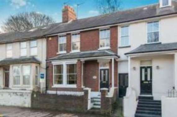 4 Bedroom Terraced