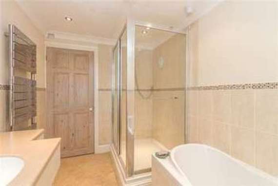 5&nbsp;Bedroom&nbsp;Detached