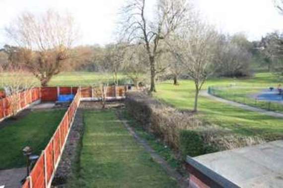 3&nbsp;Bedroom&nbsp;Semi-Detac...