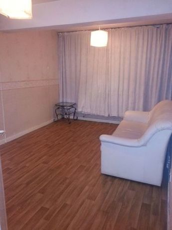1 Bedroom Houses