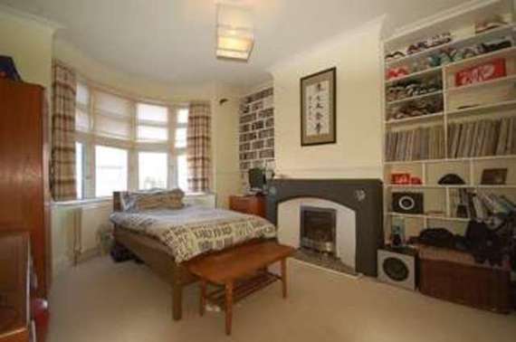 3&nbsp;Bedroom&nbsp;Semi-Detac...