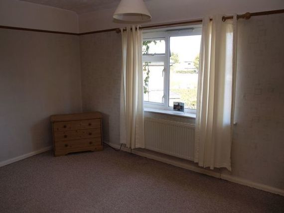3 Bedroom Semi-Detac...