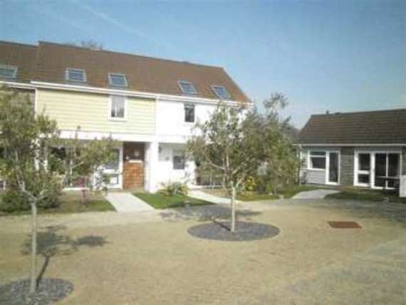 2&nbsp;Bedroom&nbsp;End of Ter...