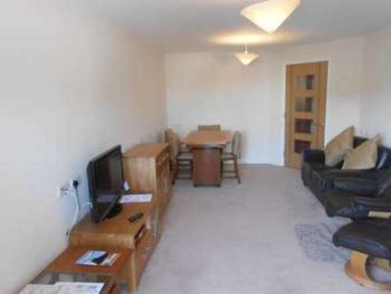 2 Bedroom Flat