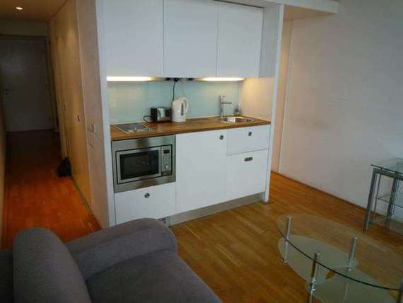 1 Bedroom Apartment