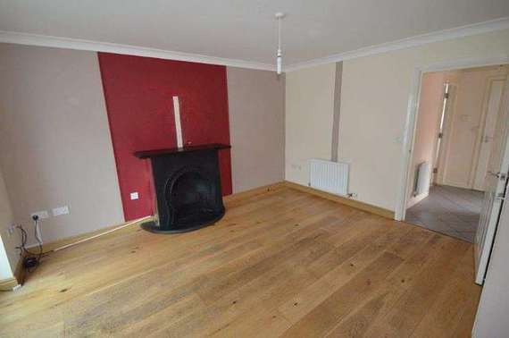 3 Bedroom Semi-Detac...