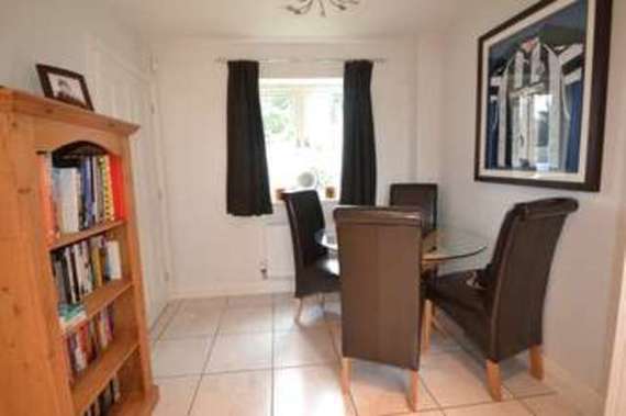 3 Bedroom Semi-Detac...