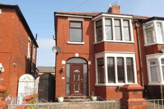 3 Bedroom Semi-Detac...