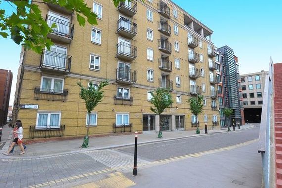 1 Bedroom Flat