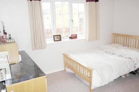 2 Bedroom Terraced