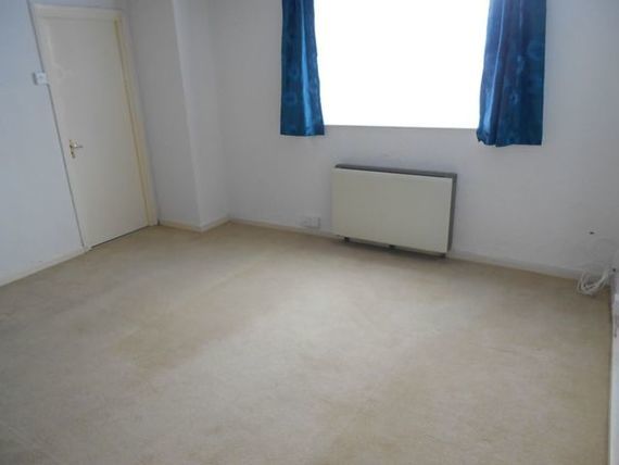 1 Bedroom Flat