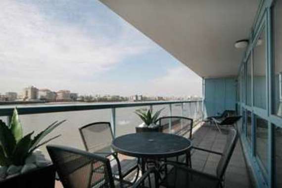 2 Bedroom Flat