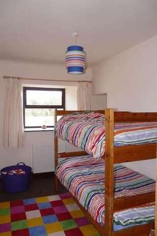 3 Bedroom Semi-Detac...