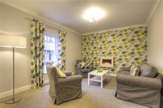 4 Bedroom End of Ter...