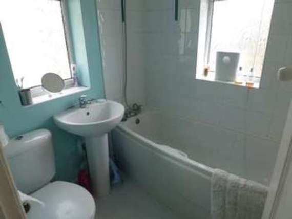 3 Bedroom Semi-Detac...