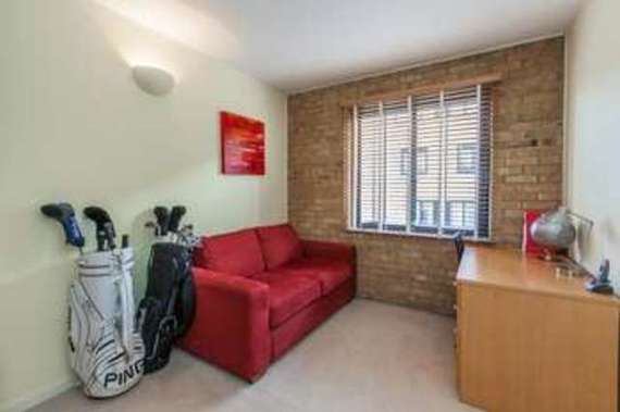 2 Bedroom Flat